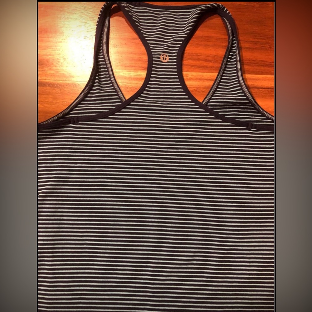 LULULEMON🌺 NEW - Picture 4 of 4